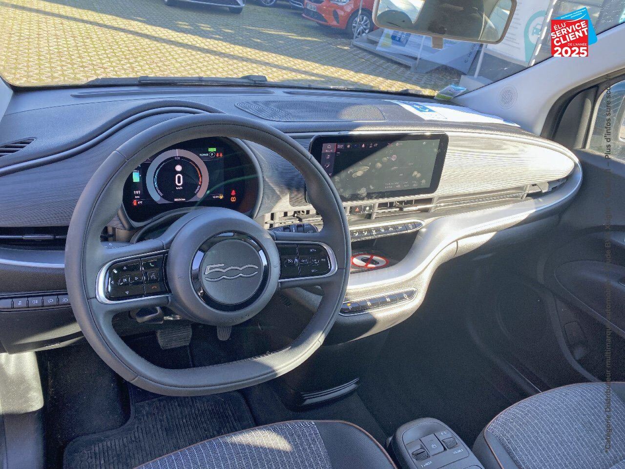 Véhicule d'occasion FIAT 500 E 118CH ICONE chez Fiat 500 occasion