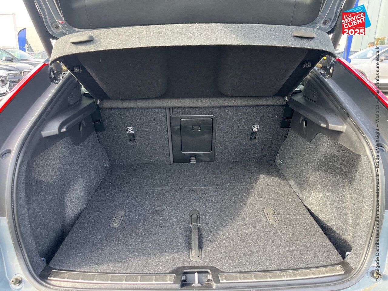 Véhicule d'occasion VOLVO C40 RECHARGE 231CH ULTIMATE chez Renault Saint-Louis