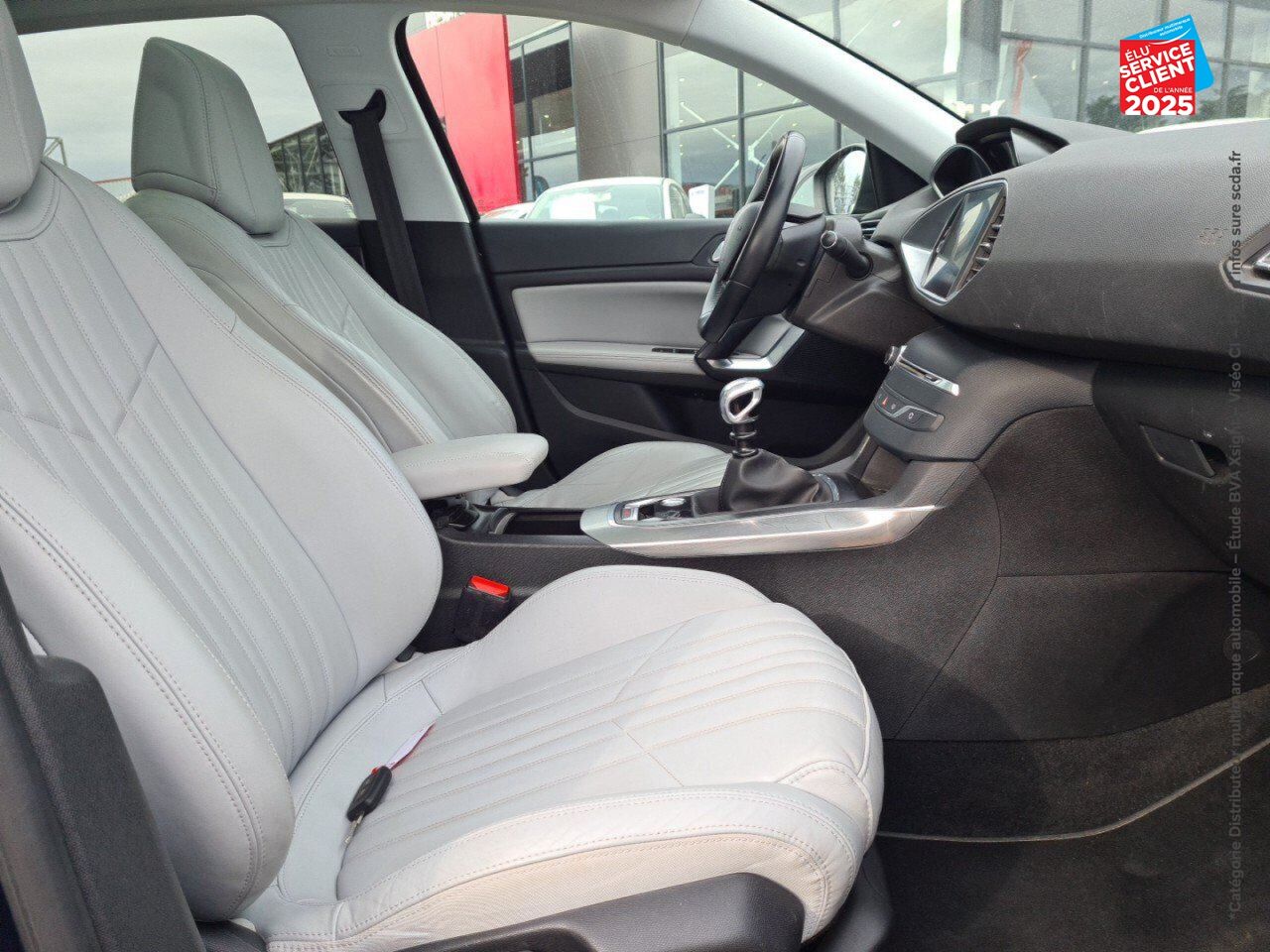 Véhicule d'occasion PEUGEOT 308 1.2 PURETECH 130CH E6.C SS ALLURE 108G chez Hyundai Reims
