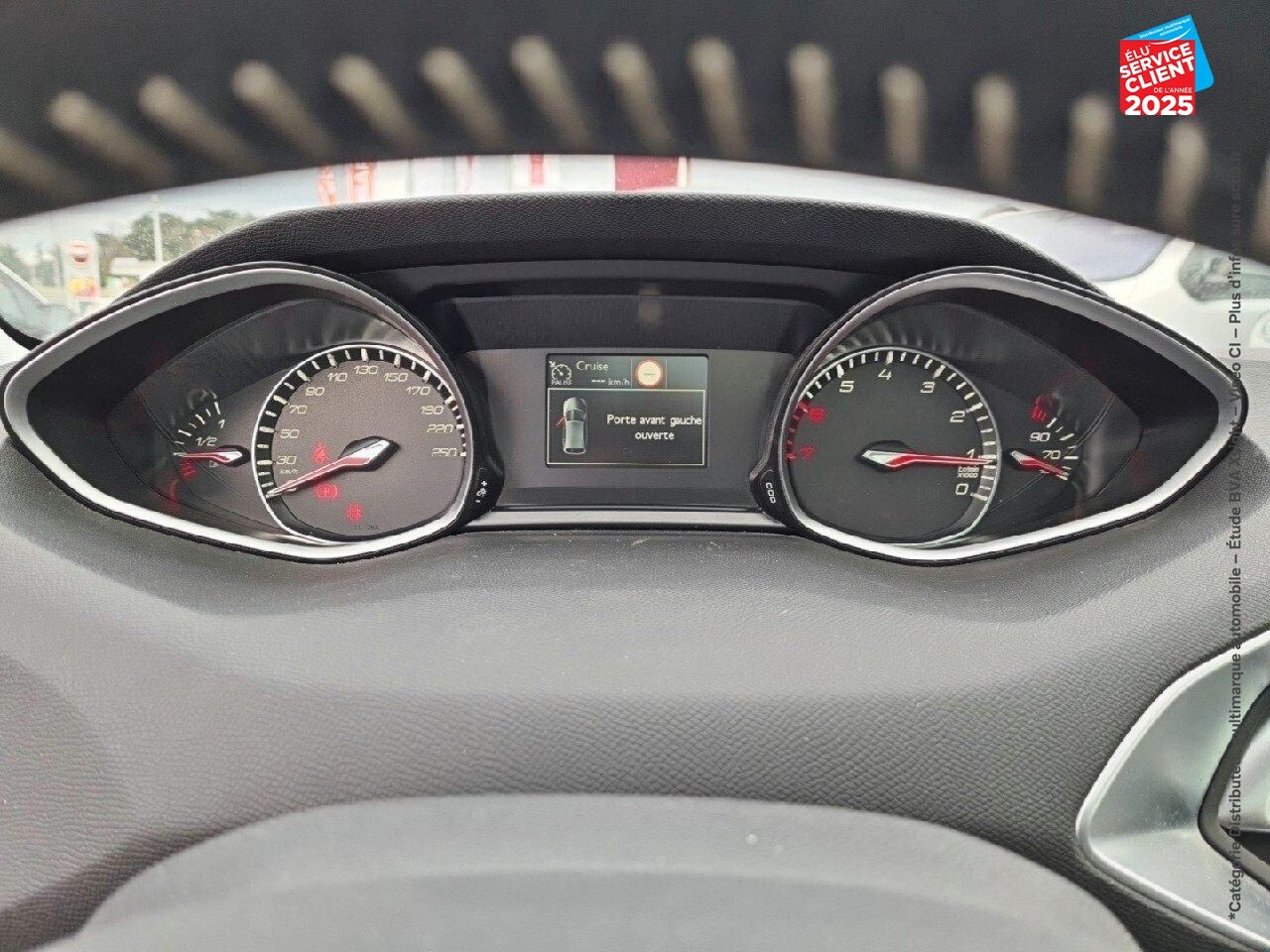 Véhicule d'occasion PEUGEOT 308 1.2 PURETECH 130CH E6.C SS ALLURE 108G chez Hyundai Reims