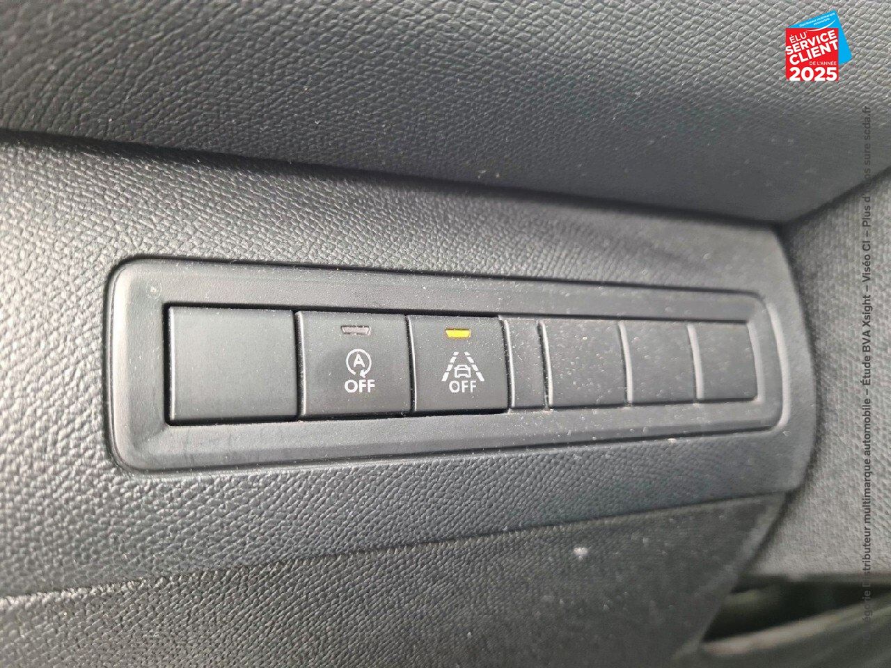 Véhicule d'occasion PEUGEOT 308 1.2 PURETECH 130CH E6.C SS ALLURE 108G chez Hyundai Reims