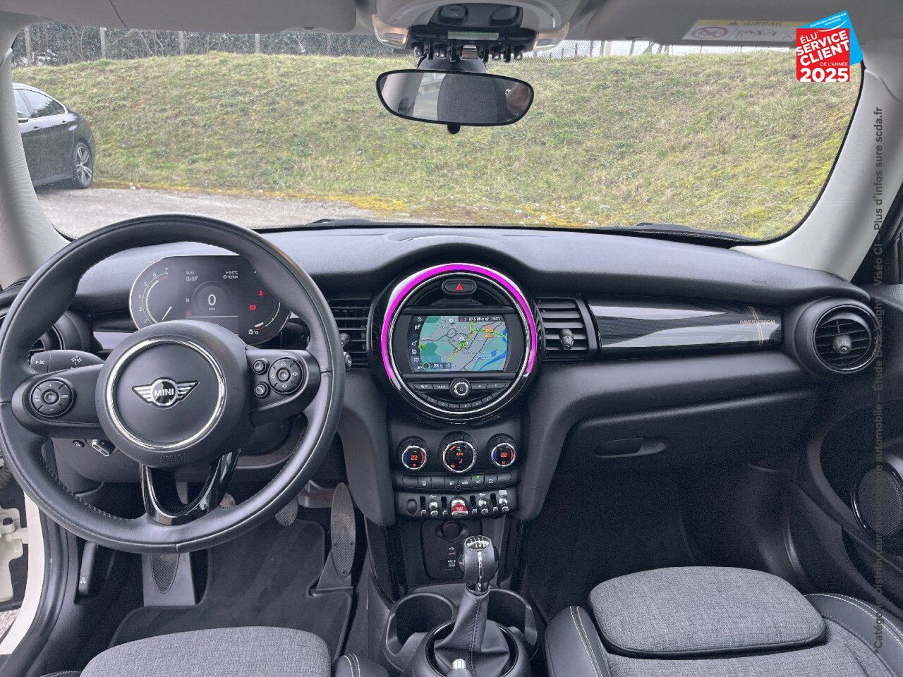 Véhicule d'occasion MINI MINI COOPER 136CH EDITION GREENWICH chez Renault Colmar