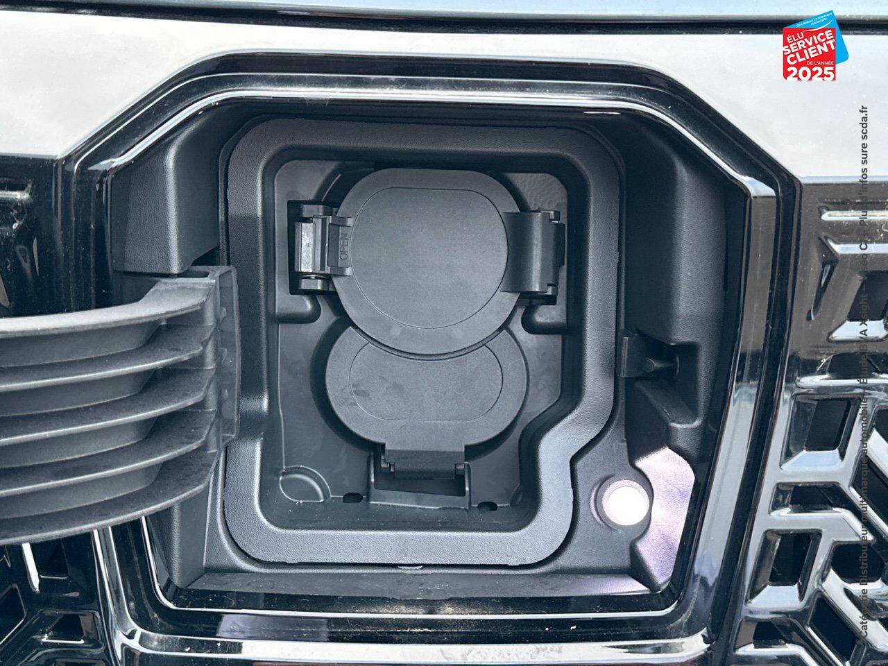 Véhicule d'occasion NISSAN TOWNSTAR L1 EV 45 KWH TEKNA CHARGEUR 22 KW chez Nissan Beaune