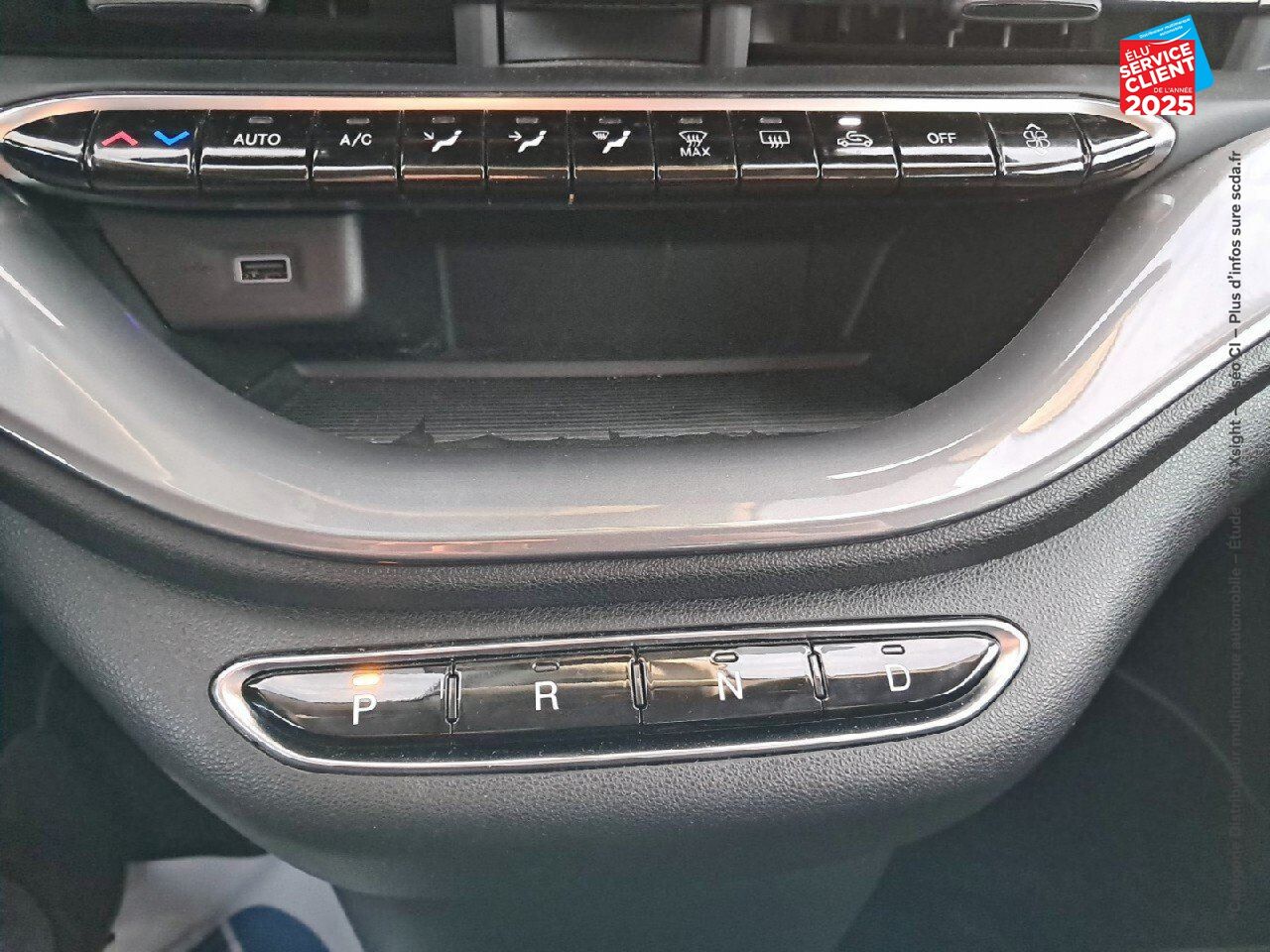 Véhicule d'occasion FIAT 500 E 118CH PACK CONFORT STYLE TECH SIEGES CHAUF chez Renault Sélestat