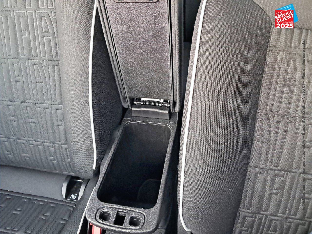Véhicule d'occasion FIAT 500 E 118CH PACK CONFORT STYLE TECH SIEGES CHAUF chez Renault Sélestat