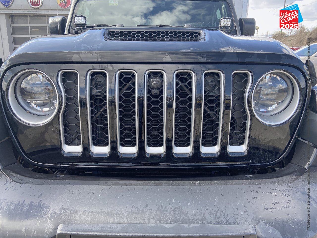 Véhicule d'occasion JEEP GLADIATOR 3.0 V6 MULTIJET 264CH OVERLAND LAUNCH EDITION 4X4 BVA8 chez Renault Saint-Louis