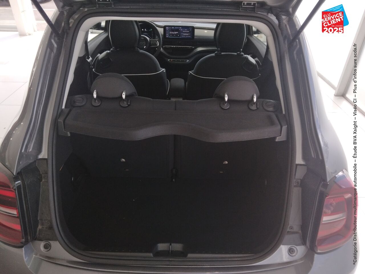 Véhicule d'occasion FIAT 500 E 118CH PACK CONFORT MY23 chez Renault Sélestat