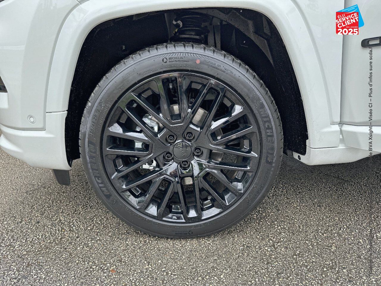 Véhicule d'occasion JEEP COMPASS 1.5 TURBO T4 130CH MHEV HIGH ALTITUDE 4X2 BVR7 chez Toyota Saint Dizier