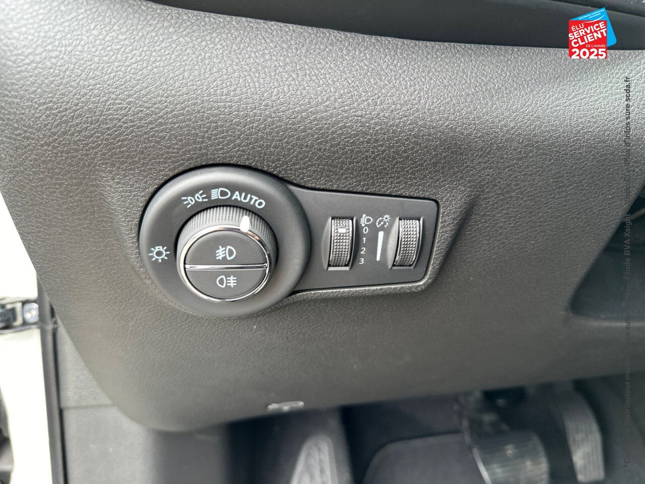 Véhicule d'occasion JEEP COMPASS 1.5 TURBO T4 130CH MHEV HIGH ALTITUDE 4X2 BVR7 chez Toyota Saint Dizier