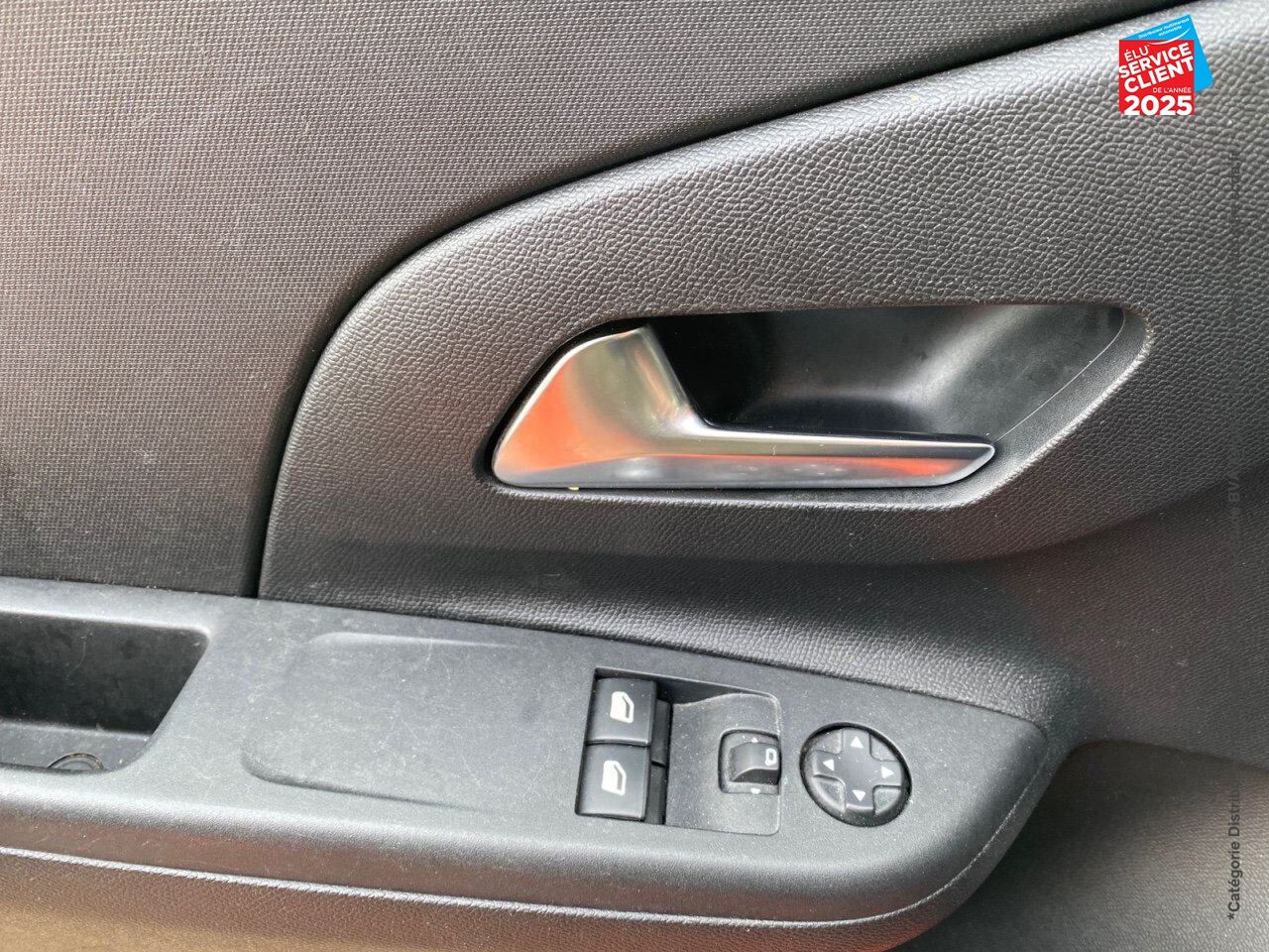 Véhicule d'occasion OPEL CORSA CORSA-E 136CH EDITION chez Opel Verdun