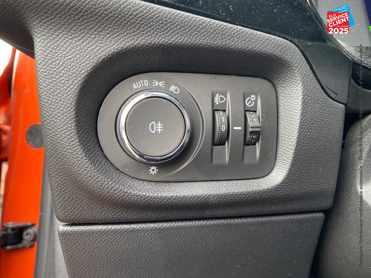 Véhicule d'occasion OPEL CORSA CORSA-E 136CH EDITION chez Opel Verdun