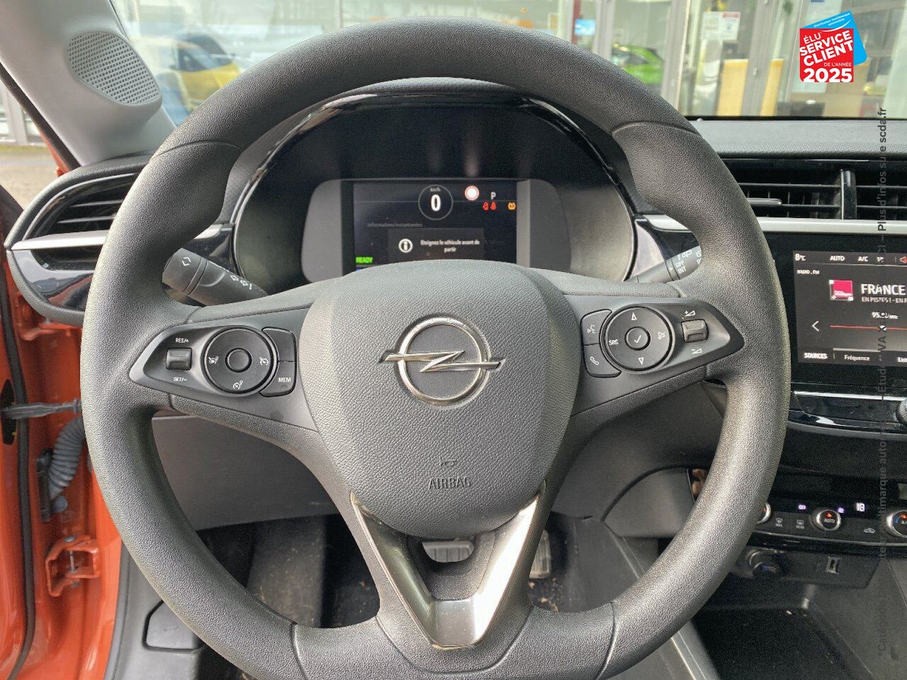 Véhicule d'occasion OPEL CORSA CORSA-E 136CH EDITION chez Opel Verdun