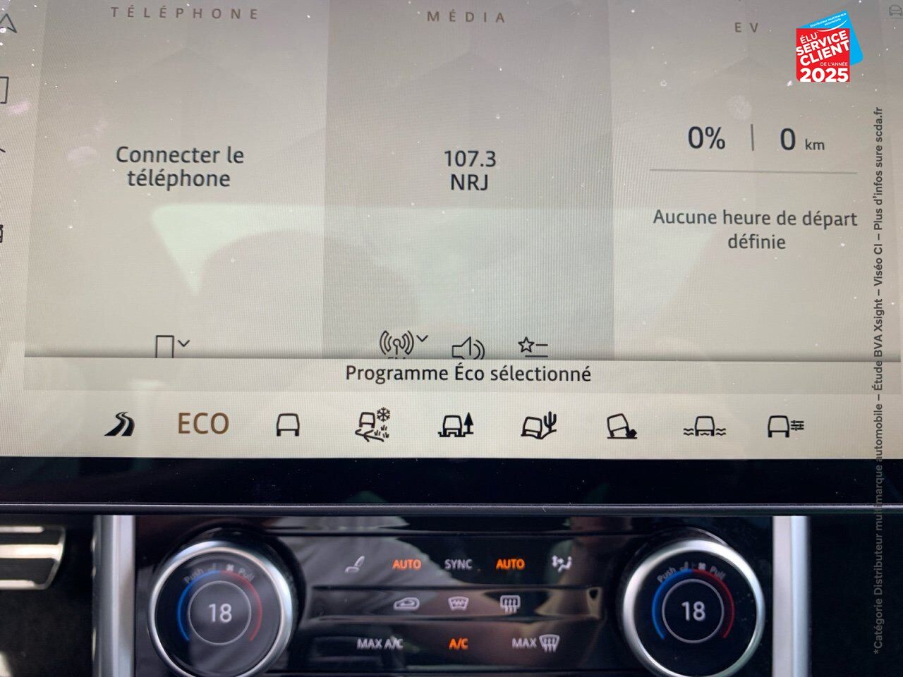 Véhicule d'occasion LAND-ROVER RANGE ROVER 3.0 P440E 440CH PHEV AUTOBIOGRAPHY LWB 28CV chez Land Rover Metz
