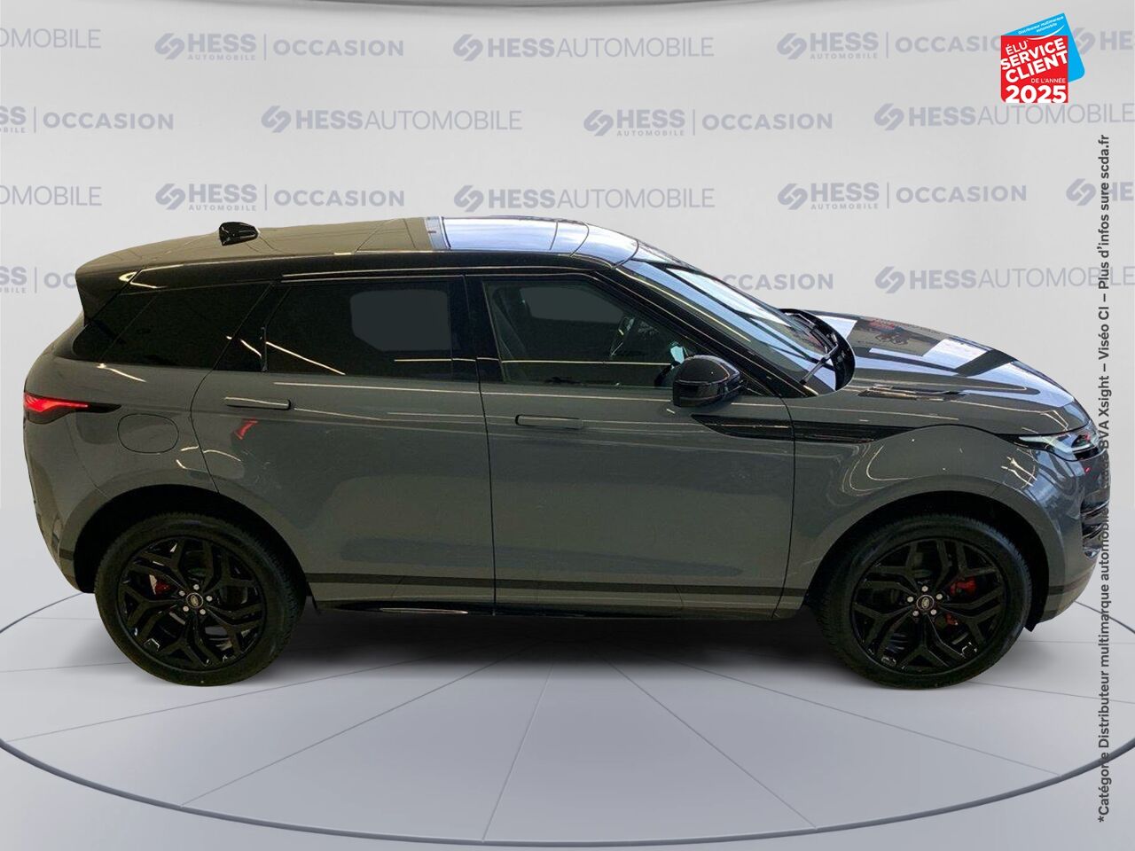 Véhicule d'occasion LAND-ROVER RANGE ROVER EVOQUE 2.0 P 200CH FLEX FUEL R-DYNAMIC SE AWD BVA MARK III chez Volvo Epernay