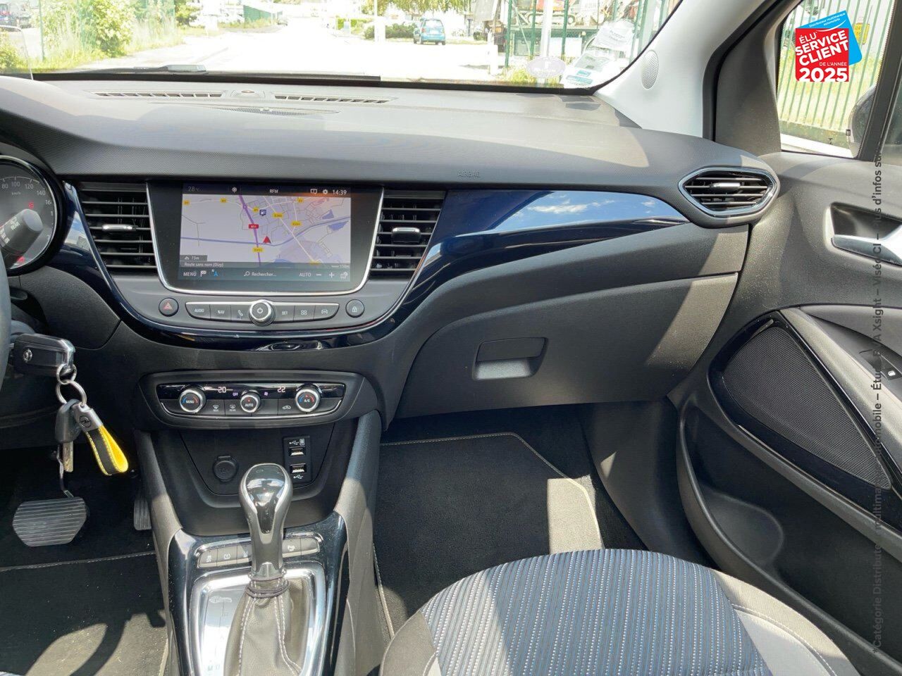 Véhicule d'occasion OPEL CROSSLAND X 1.2 TURBO 110CH ULTIMATE BVA EURO 6D-T chez Renault Sélestat