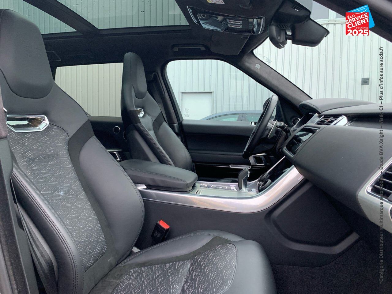 Véhicule d'occasion LAND-ROVER RANGE ROVER SPORT 5.0 V8 S/C 575CH SVR MARK VII chez Toyota Thionville