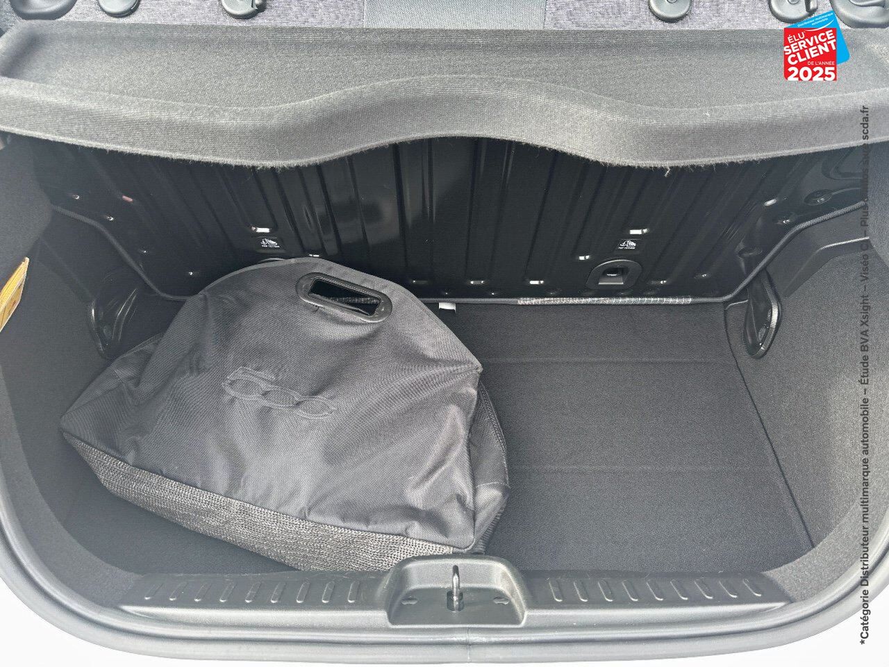 Véhicule d'occasion FIAT 500 E 118CH ICONE chez Fiat Besançon