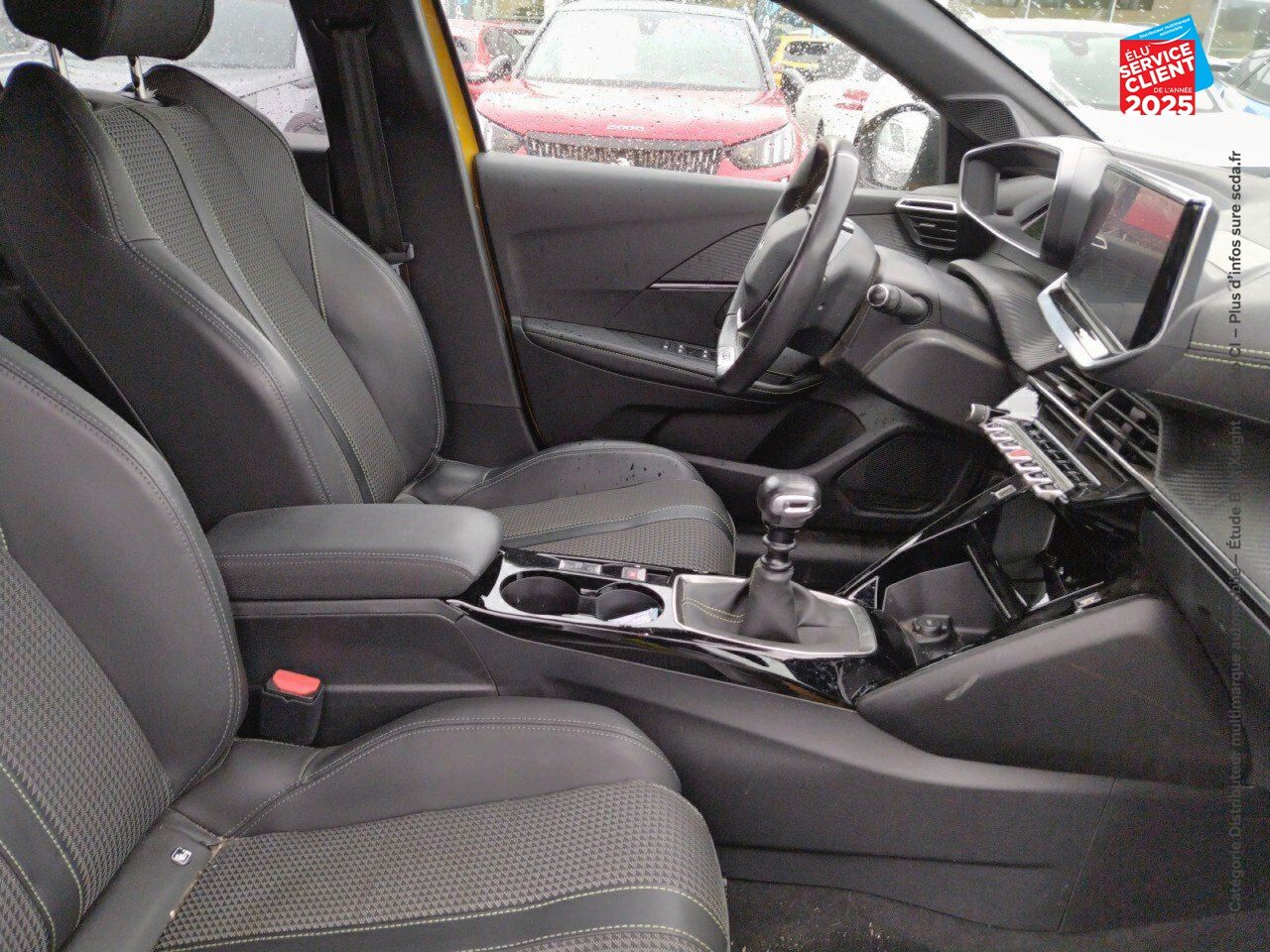 Véhicule d'occasion PEUGEOT 208 1.2 PURETECH 100CH S/S GT LINE chez Toyota Thionville
