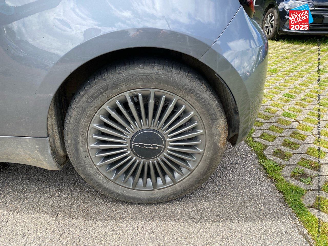 Véhicule d'occasion FIAT 500 E 118CH ICONE chez Renault Sélestat