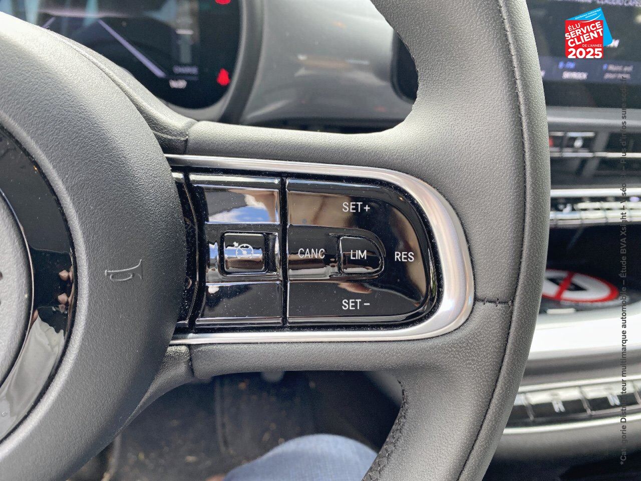 Véhicule d'occasion FIAT 500 E 118CH ICONE chez Renault Sélestat