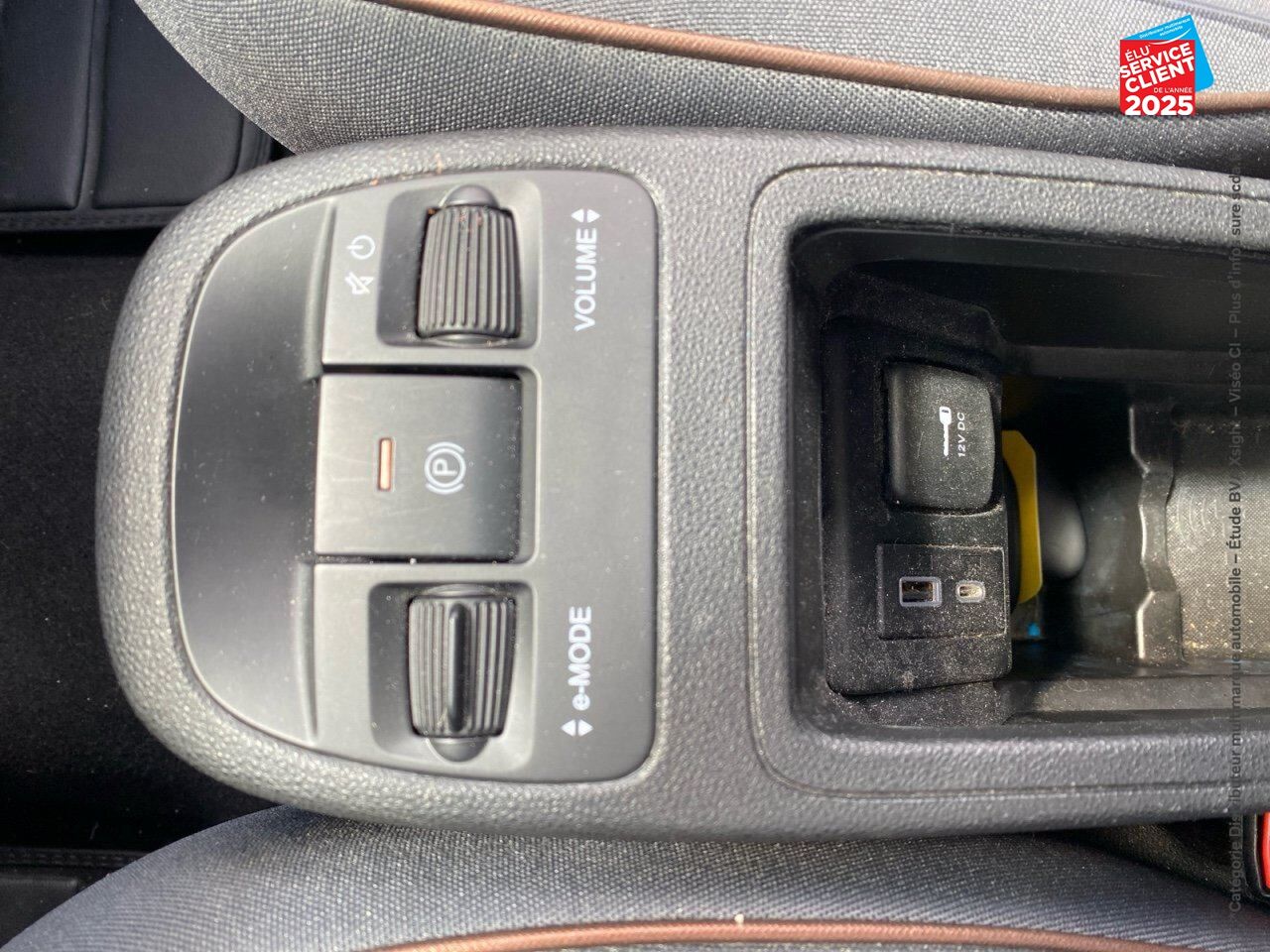 Véhicule d'occasion FIAT 500 E 118CH ICONE chez Renault Sélestat