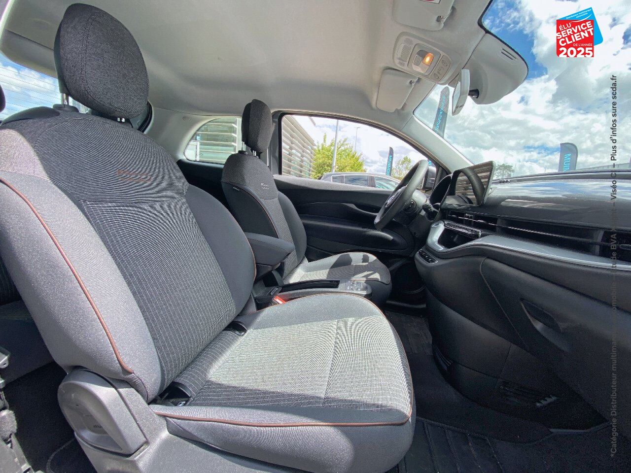 Véhicule d'occasion FIAT 500 E 118CH ICONE chez Renault Sélestat