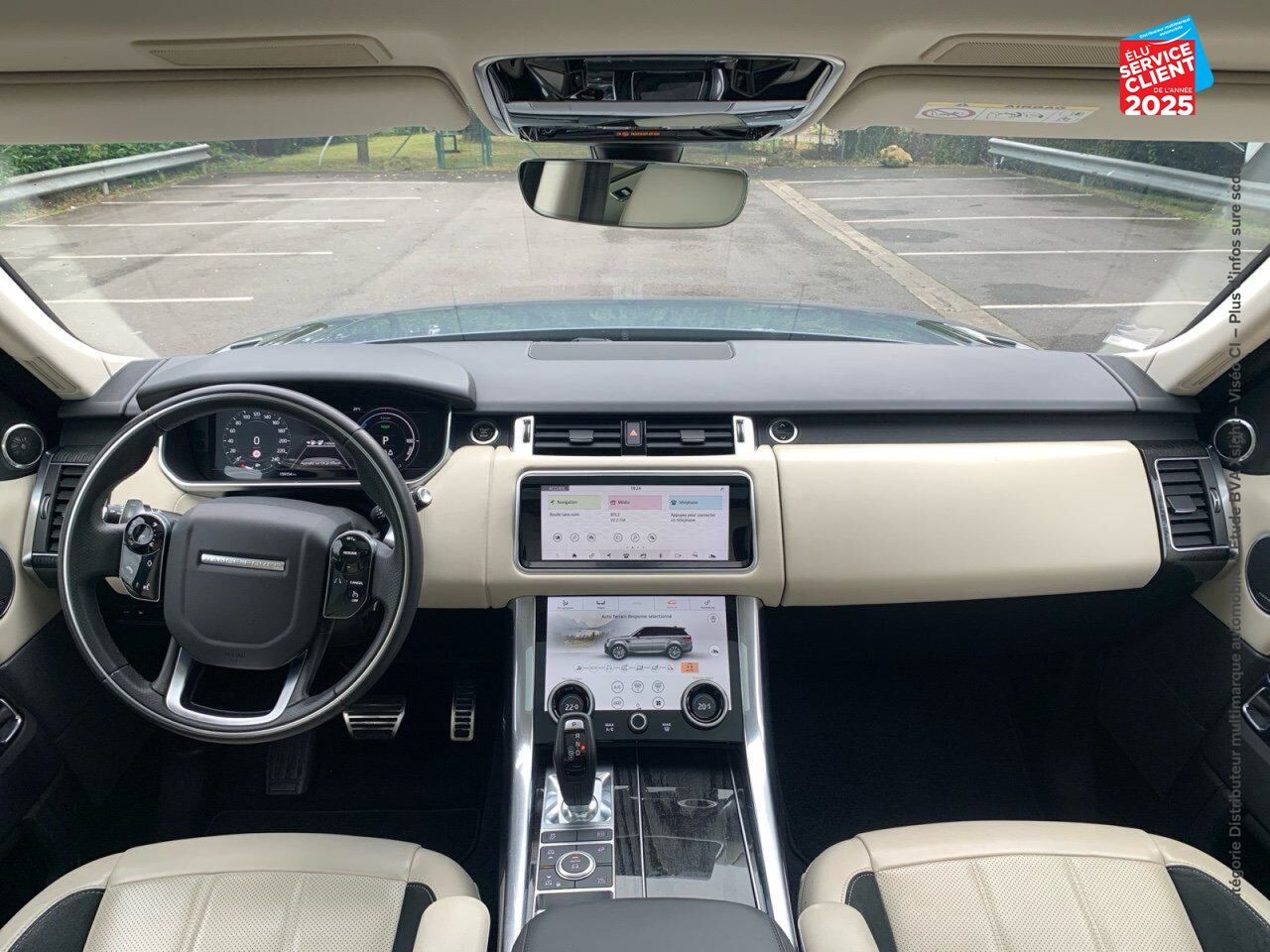 Véhicule d'occasion LAND-ROVER RANGE ROVER SPORT 2.0 P400E 404CH HSE DYNAMIC MARK VII chez BMW Besançon