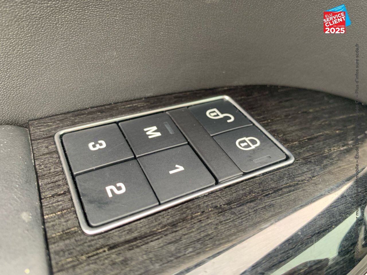 Véhicule d'occasion LAND-ROVER RANGE ROVER SPORT 2.0 P400E 404CH HSE DYNAMIC MARK VII chez BMW Besançon