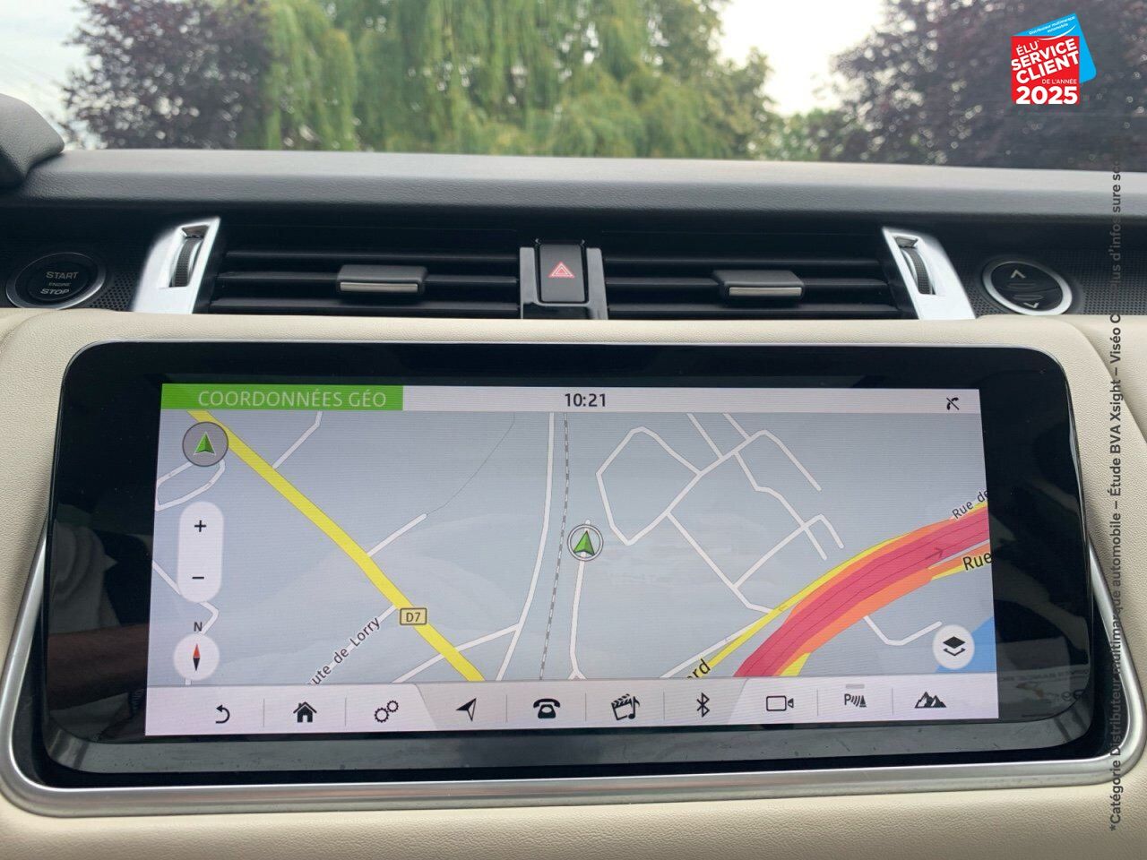 Véhicule d'occasion LAND-ROVER RANGE ROVER SPORT 2.0 P400E 404CH HSE DYNAMIC MARK VII chez BMW Besançon