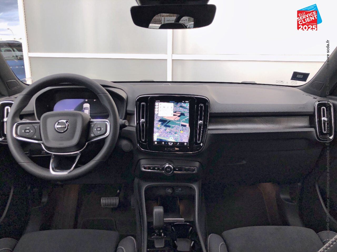 Véhicule d'occasion VOLVO XC40 RECHARGE EXTENDED RANGE 252CH PLUS chez Volvo Epernay