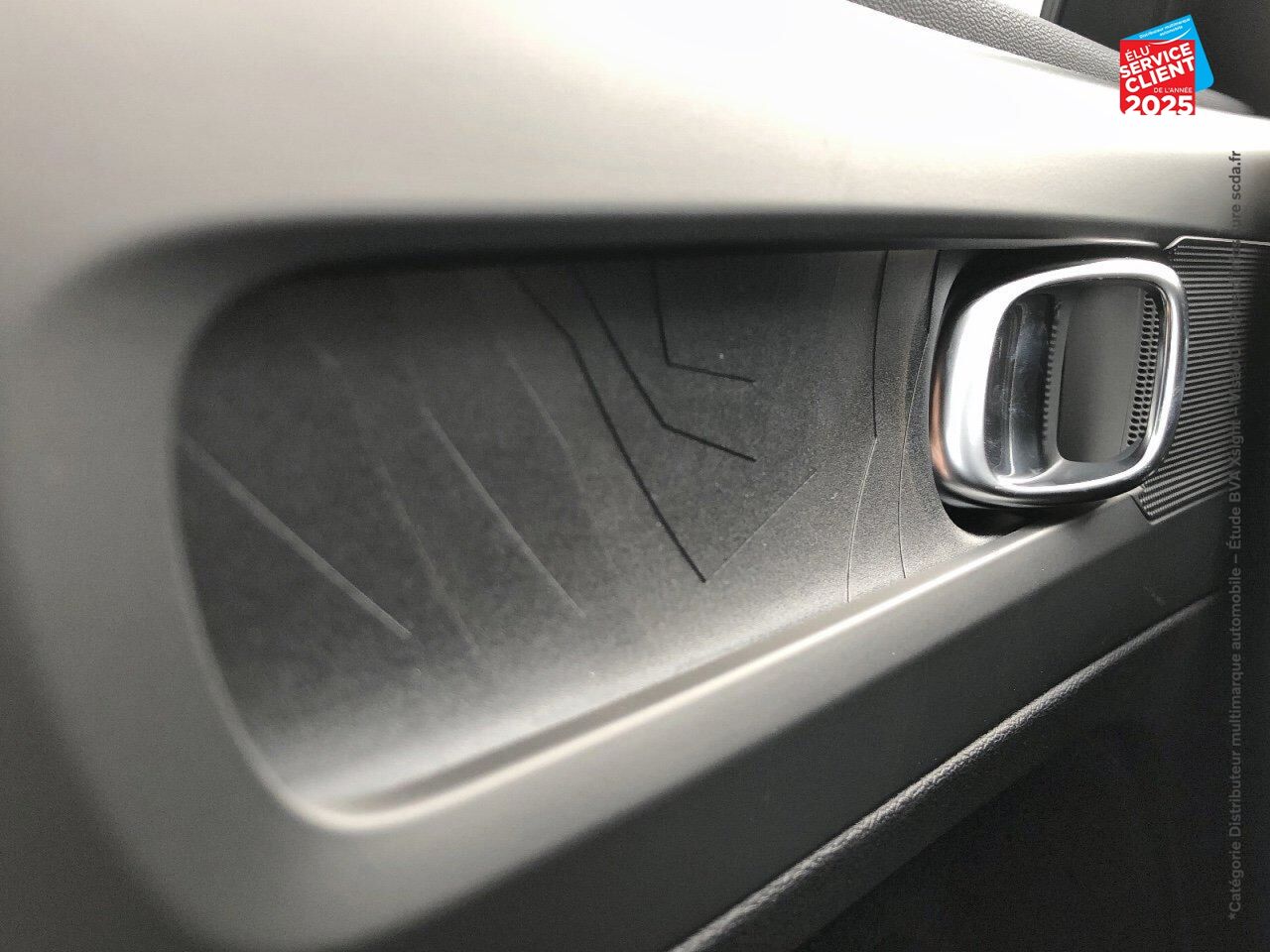 Véhicule d'occasion VOLVO XC40 RECHARGE EXTENDED RANGE 252CH PLUS chez Volvo Epernay