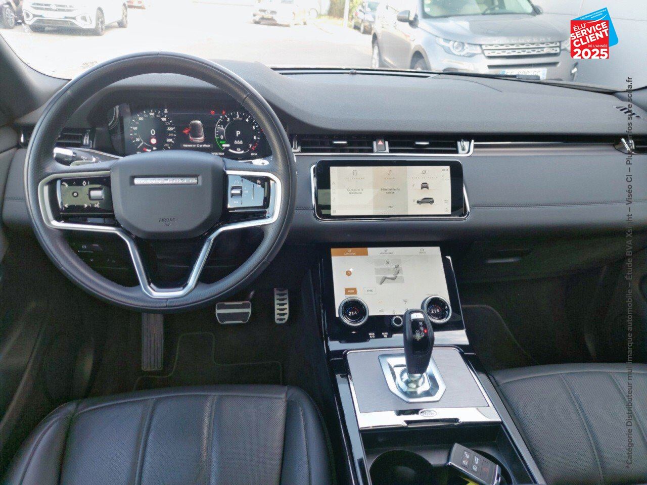 Véhicule d'occasion LAND-ROVER RANGE ROVER EVOQUE 1.5 P300E 309CH R-DYNAMIC SE AWD BVA 11CV chez Land Rover Metz