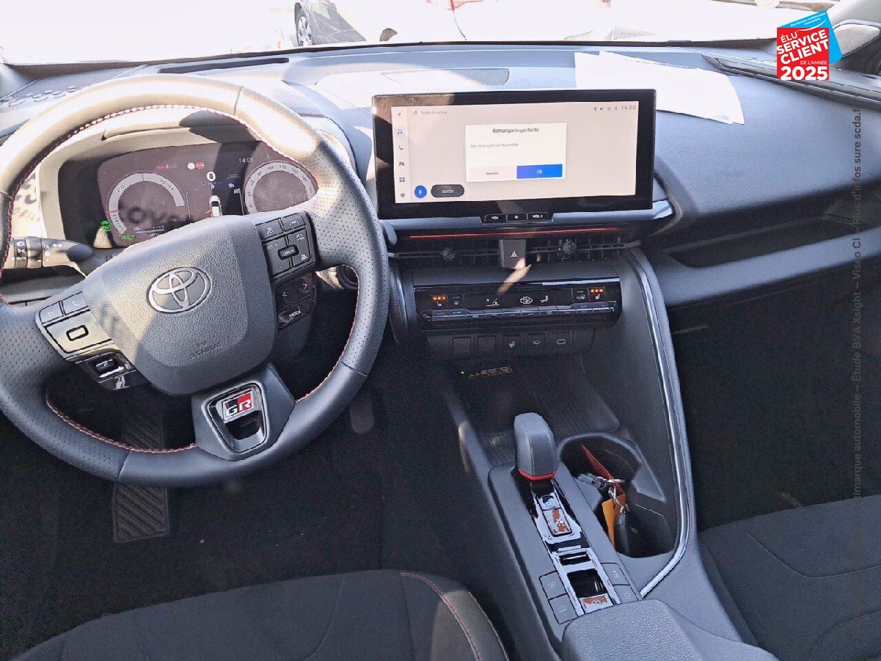 Véhicule d'occasion TOYOTA C-HR 2.0 HYBRIDE RECHARGEABLE 225CH GR SPORT NG23 chez Toyota Sarreguemines