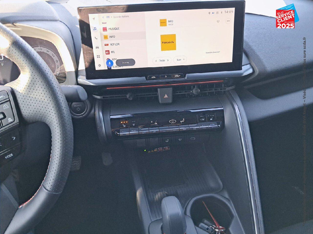Véhicule d'occasion TOYOTA C-HR 2.0 HYBRIDE RECHARGEABLE 225CH GR SPORT NG23 chez Toyota Sarreguemines