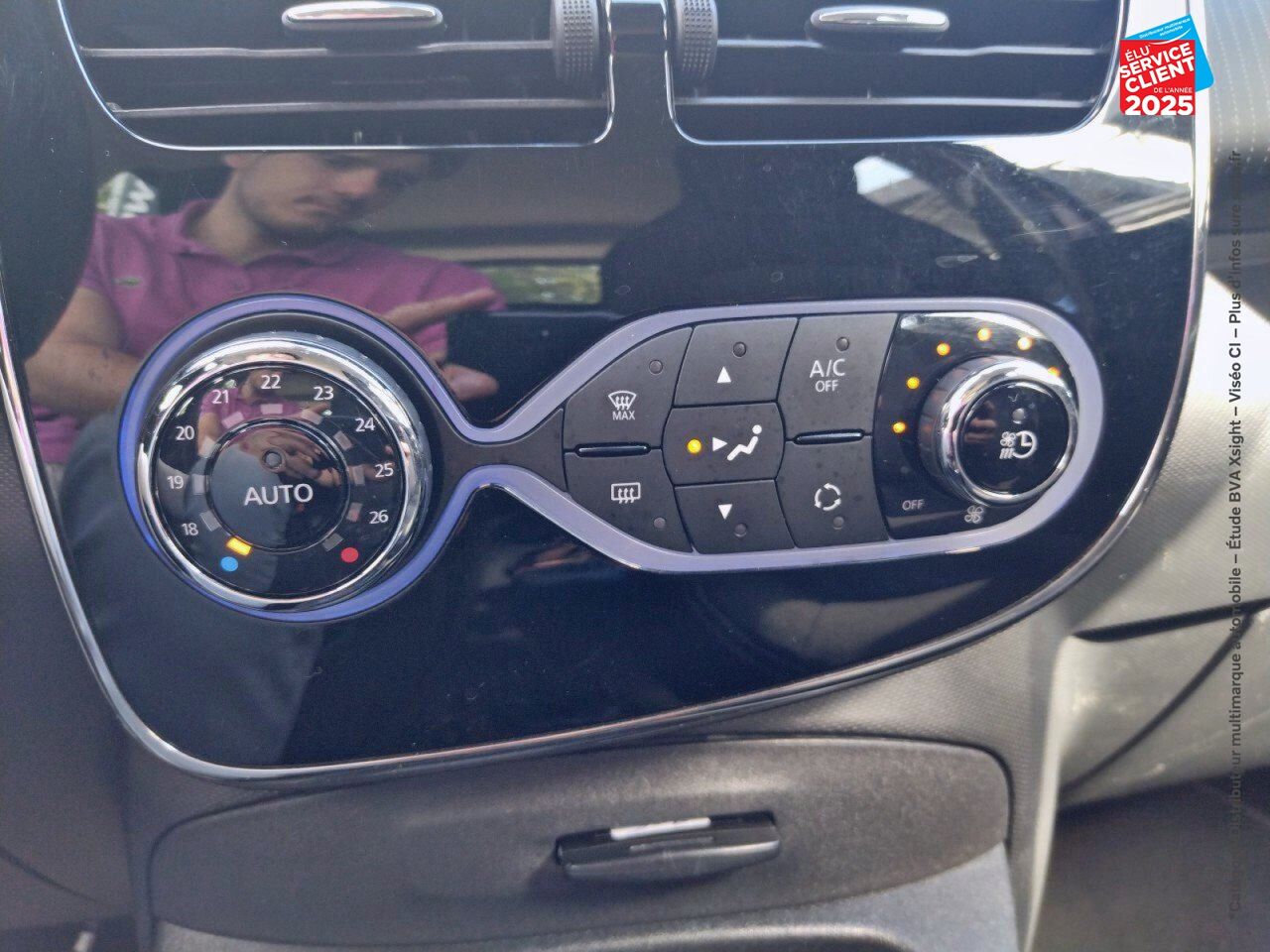 Véhicule d'occasion RENAULT ZOE STAR WARS CHARGE NORMALE R90 chez BMW Pontarlier