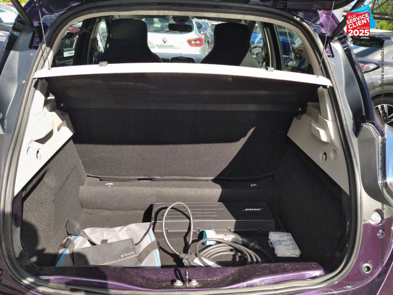 Véhicule d'occasion RENAULT ZOE STAR WARS CHARGE NORMALE R90 chez BMW Pontarlier