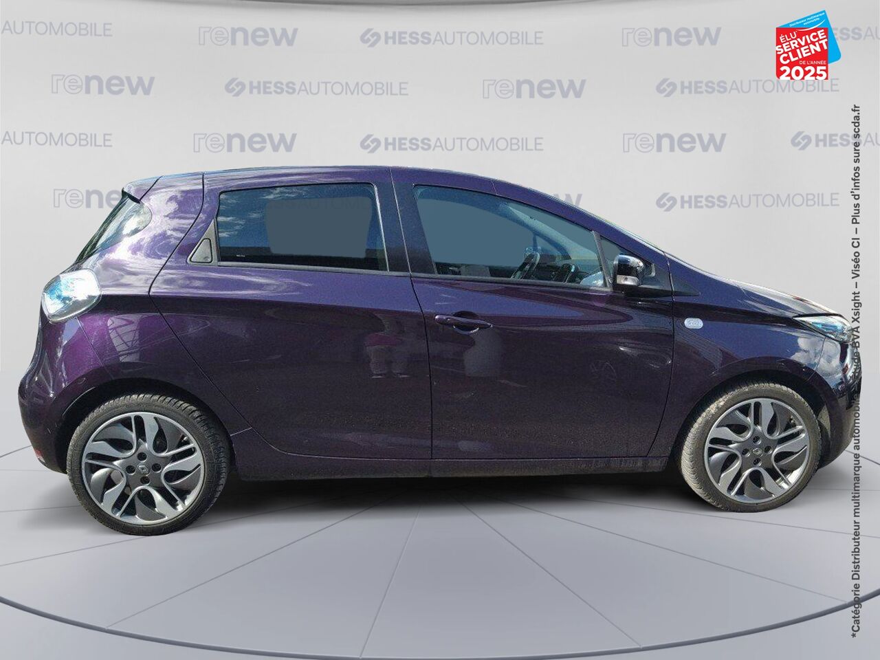 Véhicule d'occasion RENAULT ZOE STAR WARS CHARGE NORMALE R90 chez BMW Pontarlier