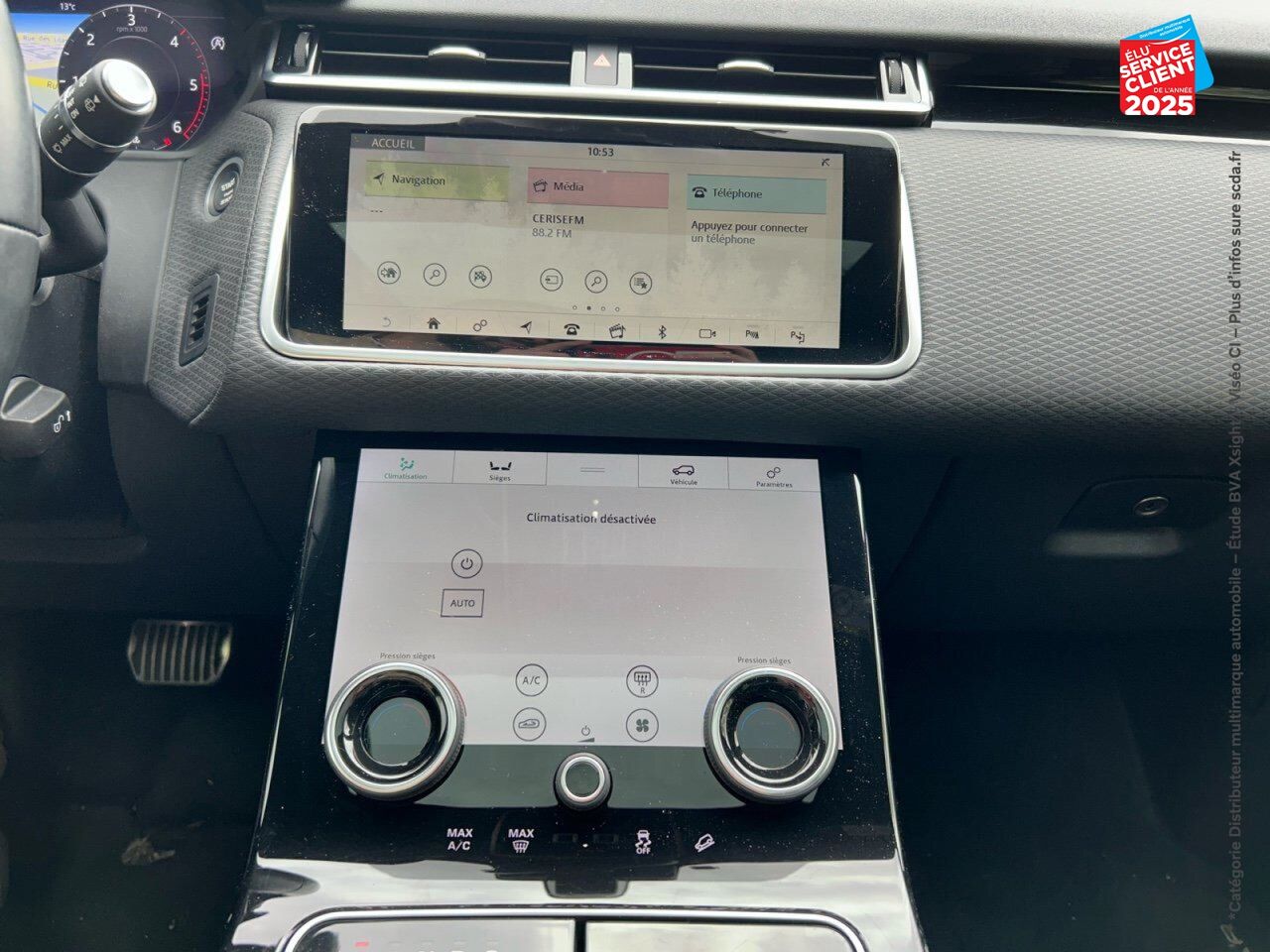 Véhicule d'occasion LAND-ROVER RANGE ROVER VELAR 2.0D 240CH R-DYNAMIC SE AWD BVA chez Hyundai Chalons