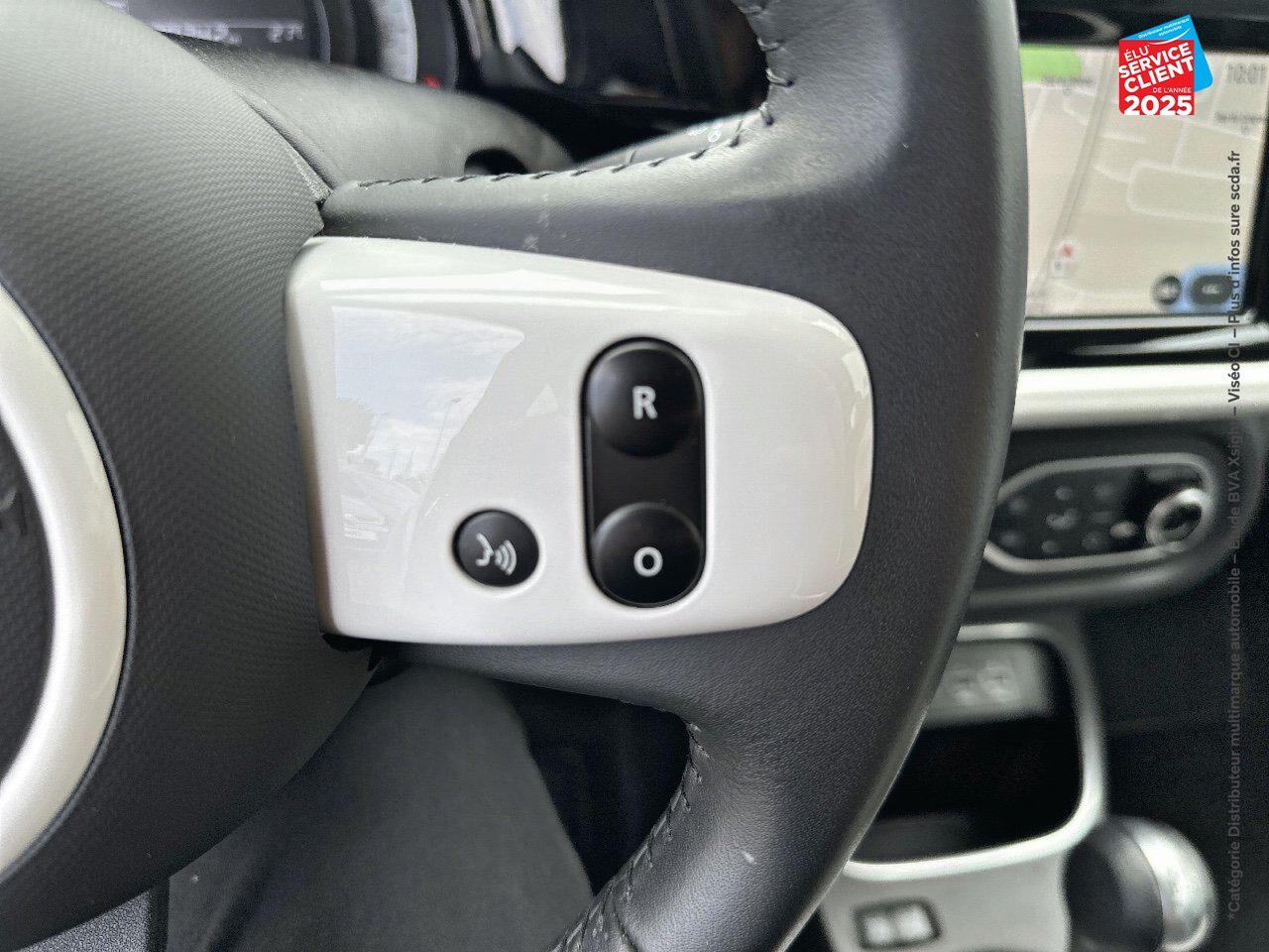 Véhicule d'occasion RENAULT TWINGO ELECTRIC INTENS R80 ACHAT INTEGRAL 3CV chez Nissan Mulhouse