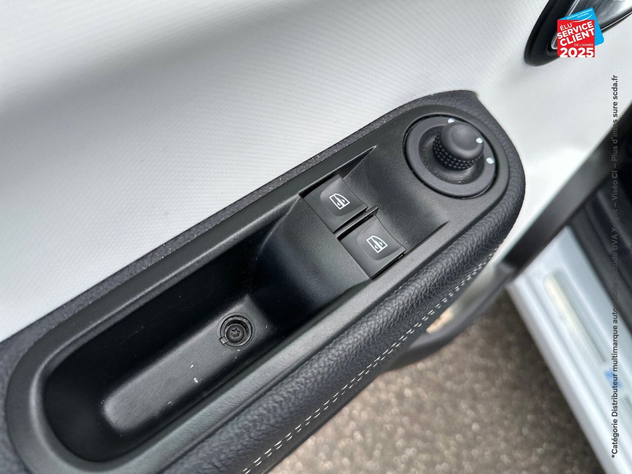 Véhicule d'occasion RENAULT TWINGO ELECTRIC INTENS R80 ACHAT INTEGRAL 3CV chez Nissan Mulhouse