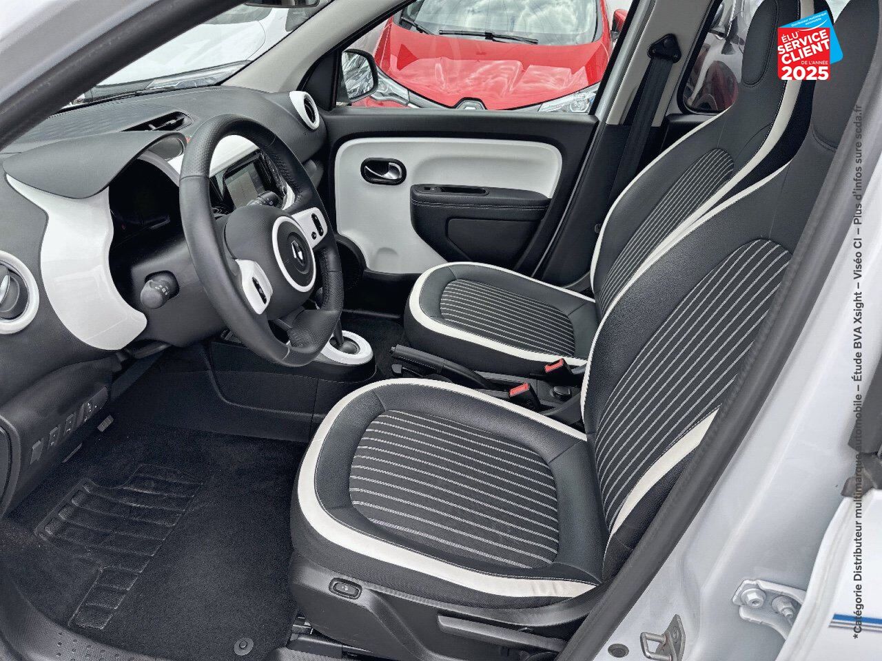 Véhicule d'occasion RENAULT TWINGO ELECTRIC INTENS R80 ACHAT INTEGRAL 3CV chez Nissan Mulhouse