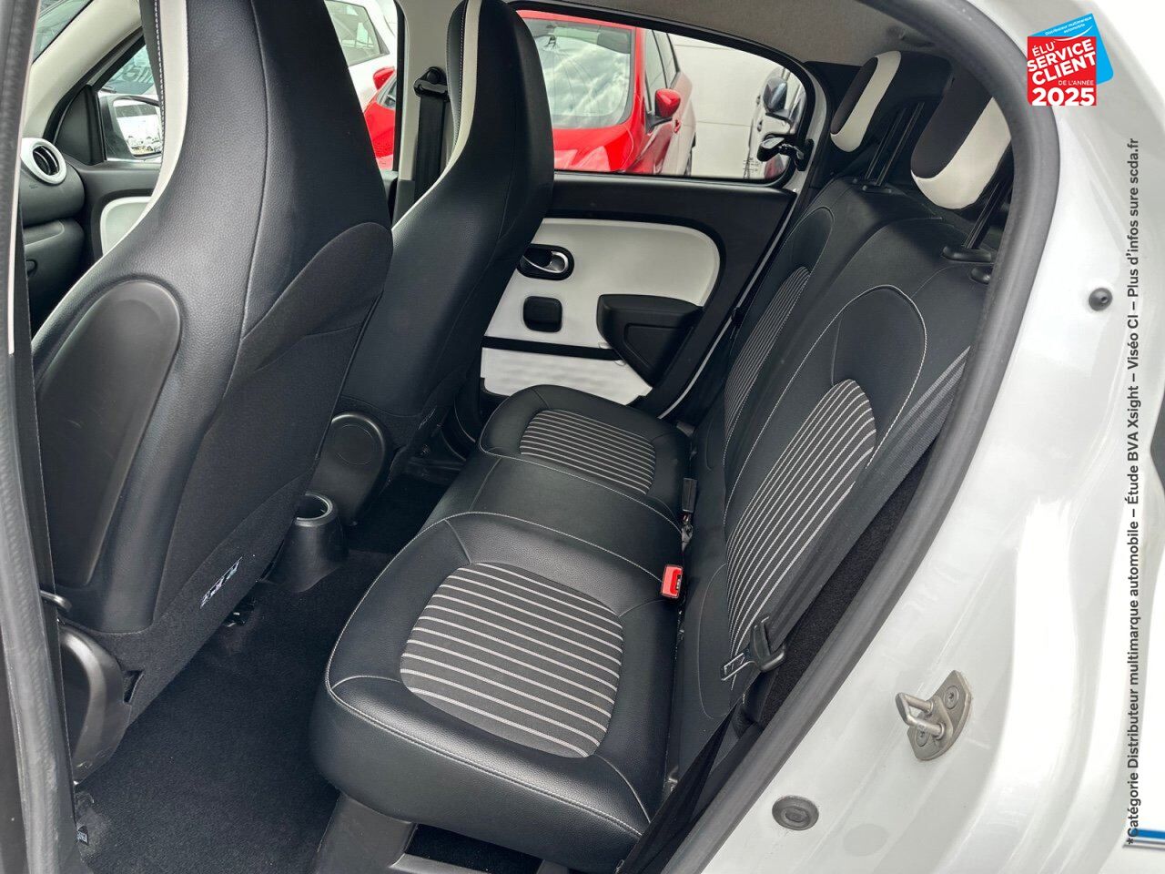Véhicule d'occasion RENAULT TWINGO ELECTRIC INTENS R80 ACHAT INTEGRAL 3CV chez Nissan Mulhouse