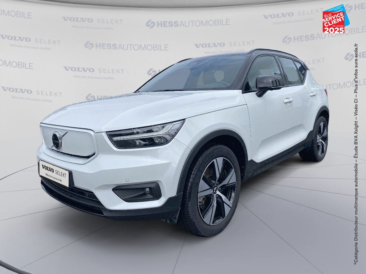 Véhicule d'occasion VOLVO XC40 P8 AWD 408CH R-DESIGN EDT chez BMW Besançon