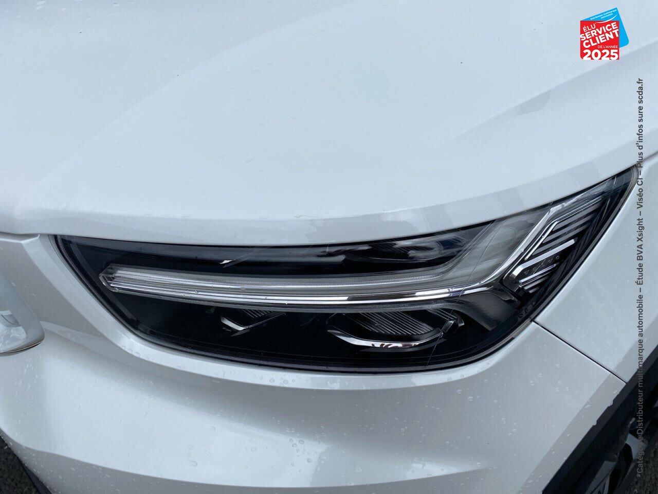 Véhicule d'occasion VOLVO XC40 P8 AWD 408CH R-DESIGN EDT chez BMW Besançon