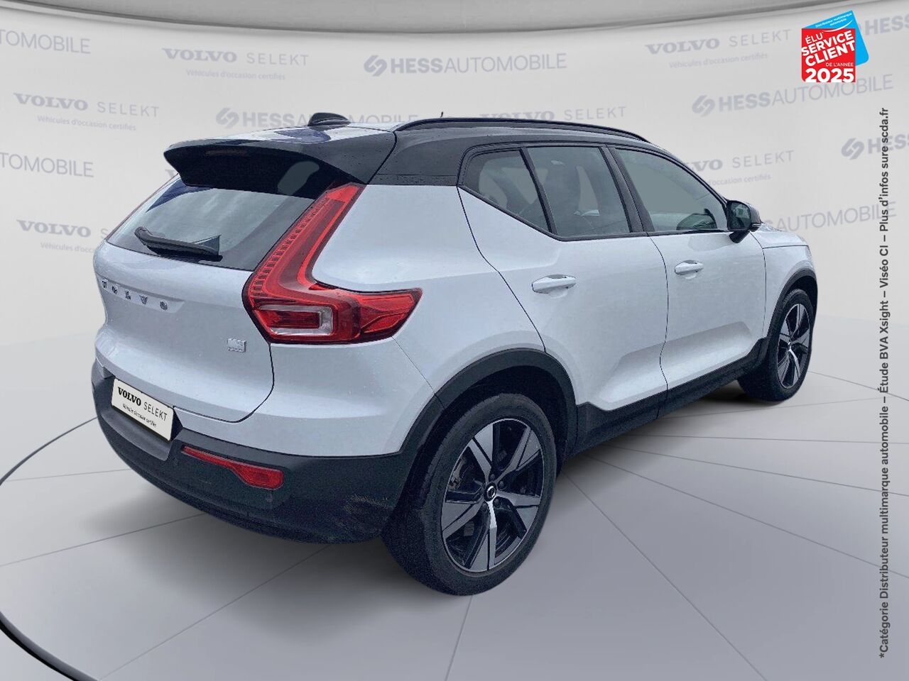 Véhicule d'occasion VOLVO XC40 P8 AWD 408CH R-DESIGN EDT chez BMW Besançon