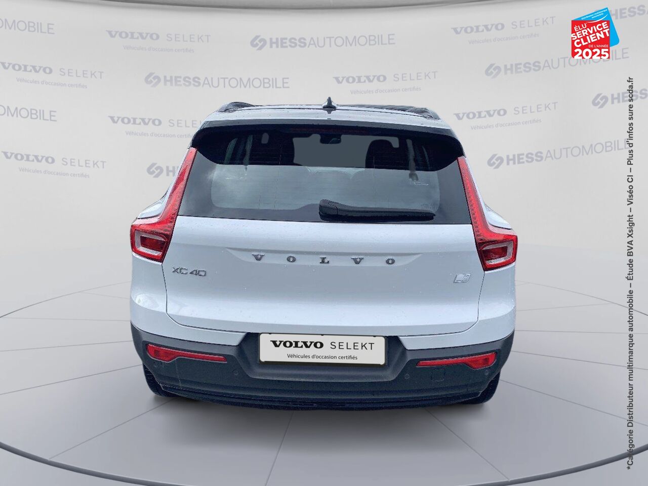 Véhicule d'occasion VOLVO XC40 P8 AWD 408CH R-DESIGN EDT chez BMW Besançon