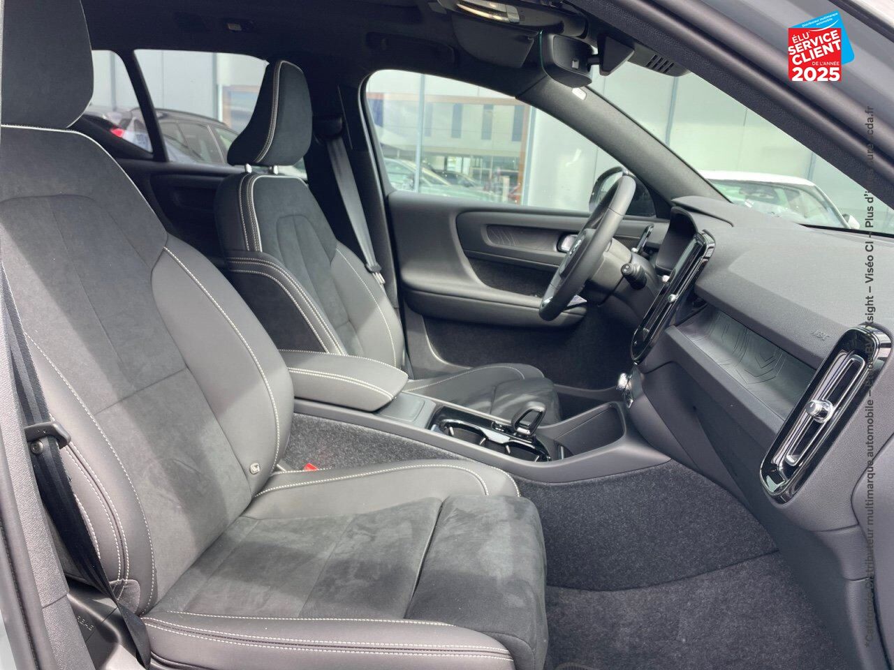Véhicule d'occasion VOLVO XC40 RECHARGE TWIN 408CH ULTIMATE AWD chez Volvo Chalons