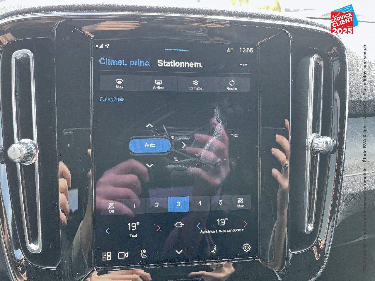 Véhicule d'occasion VOLVO XC40 RECHARGE TWIN 408CH ULTIMATE AWD chez Volvo Chalons