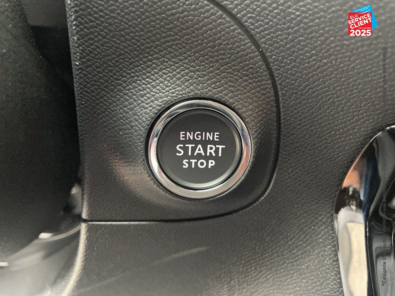 Véhicule neuf OPEL MOKKA MOKKA-E 136CH ULTIMATE chez Opel Besançon
