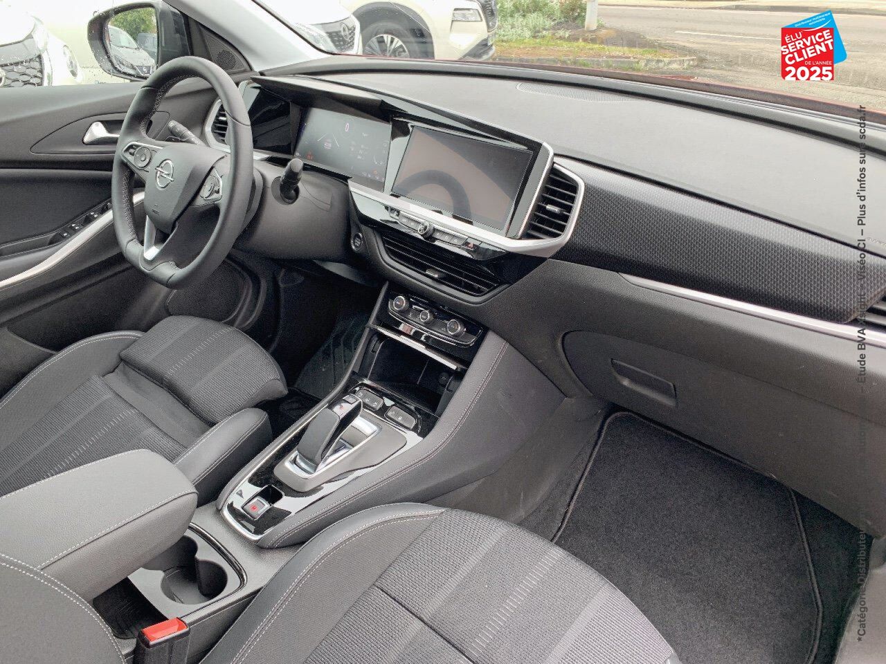Véhicule neuf OPEL GRANDLAND 1.6 TURBO 225CH HYBRIDE GS chez Opel Dijon